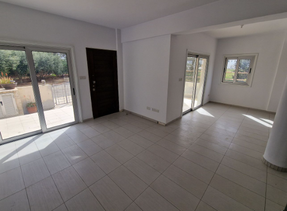 New For Sale €240,000 House 4 bedrooms, Detached Deftera Pano Nicosia - 8