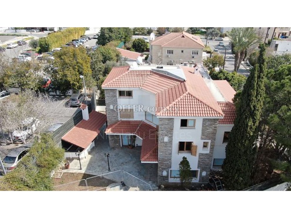 Six Bedroom Two Storey Villa with basement and swimming pool in Platy Aglantzia Nicosia - 5