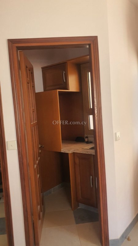 New For Sale €440,000 Maisonette 4 bedrooms, Semi-detached Egkomi Nicosia - 2