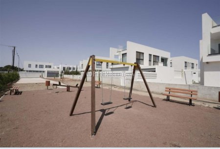 New For Sale €440,000 Maisonette 3 bedrooms, Semi-detached Paralimni Ammochostos - 11