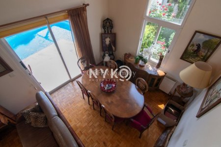 2/3  bedroom detached house - 2