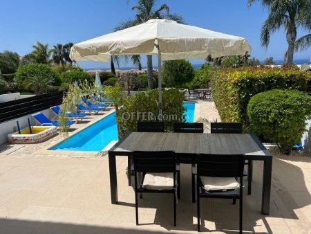Detached Villa 3 bedrooms in Coral Bay - 1