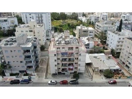 Three bedroom Penthouse For Sale in Ayios Antonios Nicosia - 1