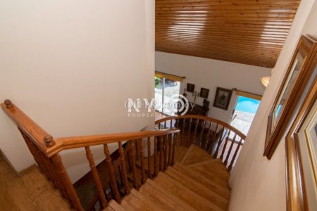 2/3  bedroom detached house - 5