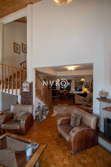 2/3  bedroom detached house - 12