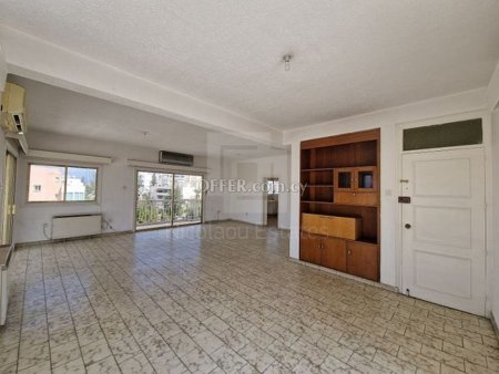 Three Bedroom Penthouse For Sale in Ayios Antonios Nicosia - 10