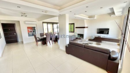 3 Bedroom Penthouse + Office For Rent Limassol Town Centre - 11