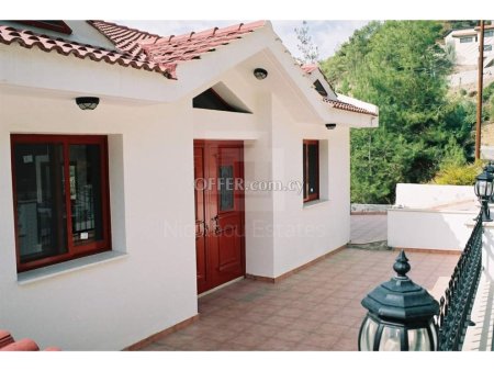 Five bedroom villa for sale in the pittoresque village of Moniatis - 9