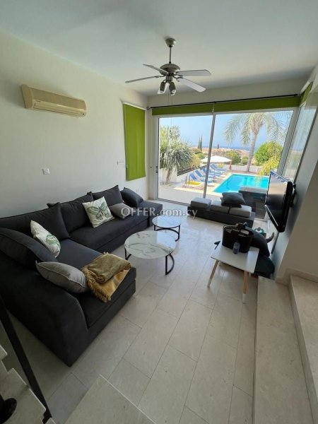 Detached Villa 3 bedrooms in Coral Bay - 9