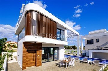 4 Bedroom Villa  In Agia Napa - 2
