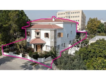 Six Bedroom Two Storey Villa with basement and swimming pool in Platy Aglantzia Nicosia - 9