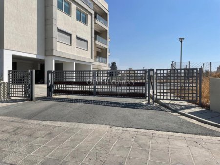 Spacious two bedroom apartment in Kato Polemidia available for sale near JUMBO - 9