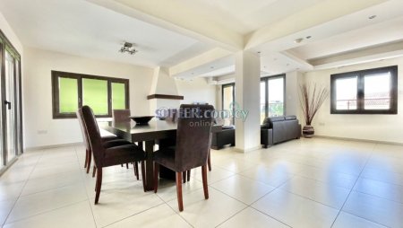 3 Bedroom Penthouse + Office For Rent Limassol Town Centre - 10
