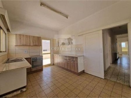 Three bedroom Penthouse For Sale in Ayios Antonios Nicosia - 8