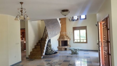 New For Sale €440,000 Maisonette 4 bedrooms, Semi-detached Egkomi Nicosia - 10