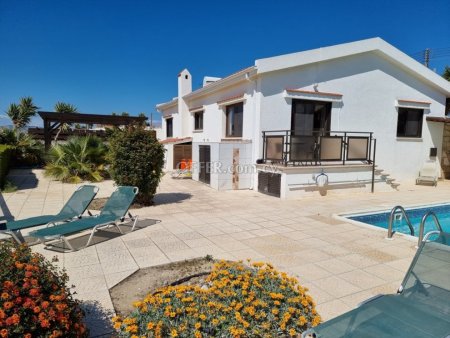 3-bedroom Detached Villa 130 sqm in Pissouri - 9