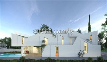 4 Bedroom House  In Geri Nicosia - 6