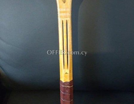 Timeless Elegance: Embrace the Vintage Magic of our 1928 Wooden Tennis Racquet! Ακολουθούν Ελληνικά - 3