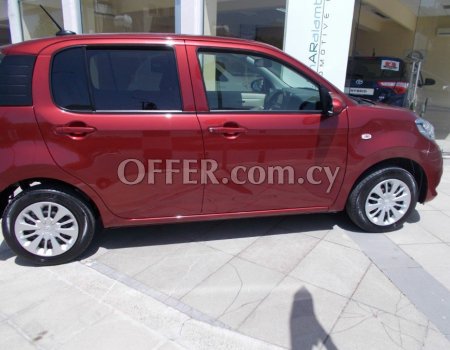2018 Toyota PASSO 1.0L Petrol Automatic Hatchback - 4