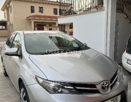 2014 Toyota Auris 1.4L Petrol Manual Hatchback - 1