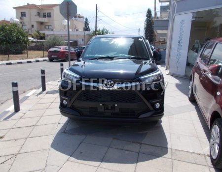 2020 Toyota RAIZE 1.0L Petrol Automatic SUV - 2