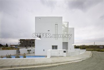 4 Bedroom House  In Geri Nicosia - 7