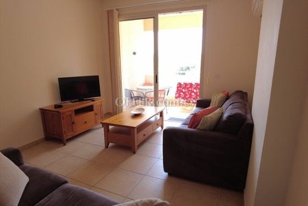 3 Bedrooms 2 Bathrooms Apartment in Universal - 5