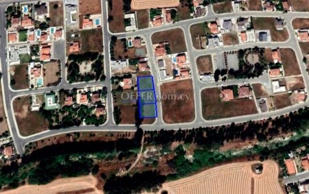 Three Residential plot in Kiti - 2