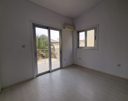 New For Sale €240,000 House 4 bedrooms, Detached Deftera Pano Nicosia - 4