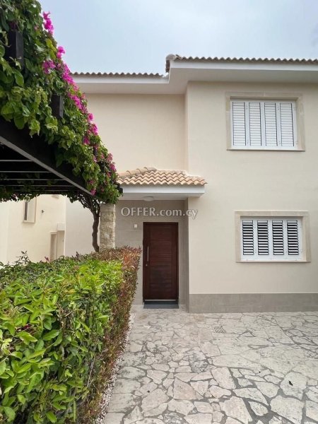 Detached Villa 3 bedrooms in Coral Bay - 2