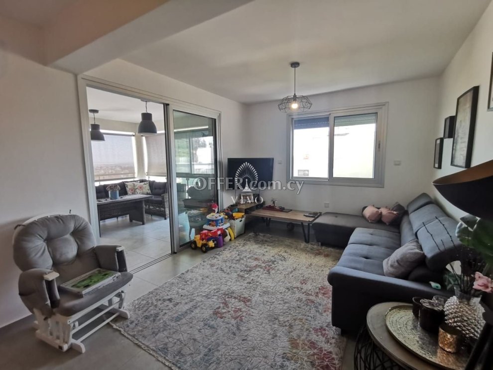2 BEDROOM FULLY FURNISHED APARTMENT WITH UNOBSTRACTED CITY & SEA VIEWS - 8