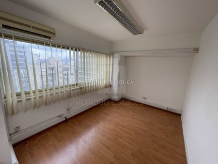 220 m2 office for rent in town center near Agios antonios - 2