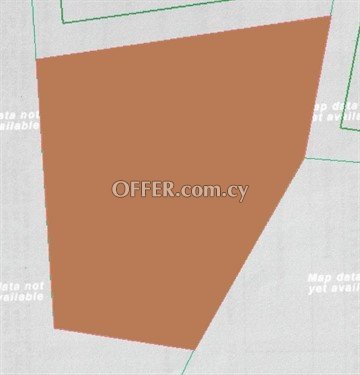 Half Residential Piece Of Land 1203 Sq.m.  In Kampia, Nicosia - 1