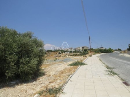 RESIDENTIAL PLOT  OF 666 M2 IN MERSINIES AREA -PANIOTIS HILL