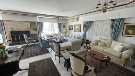 3 Bedroom 266m2 Entire Top Floor Apartment For Sale Limassol