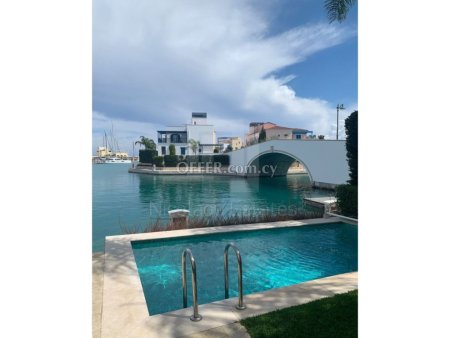 Luxurious three bedroom villa in the heart of Limassol Marina - 10