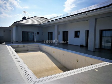 NEW BUNGALOW OF 4 BEDROOMS WITH PRIVATE POOL IN YPSONAS - 10
