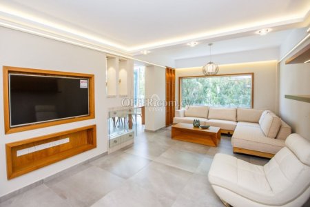 RESALE SEAFRONT APARTMENT OF  2  BEDROOMS  IN DASOUDI BEACH AREA - 10