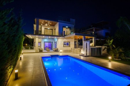 4 BEDROOM  LUXURY VILLA FOR SALE IN AGIOS TYCHONAS - 9