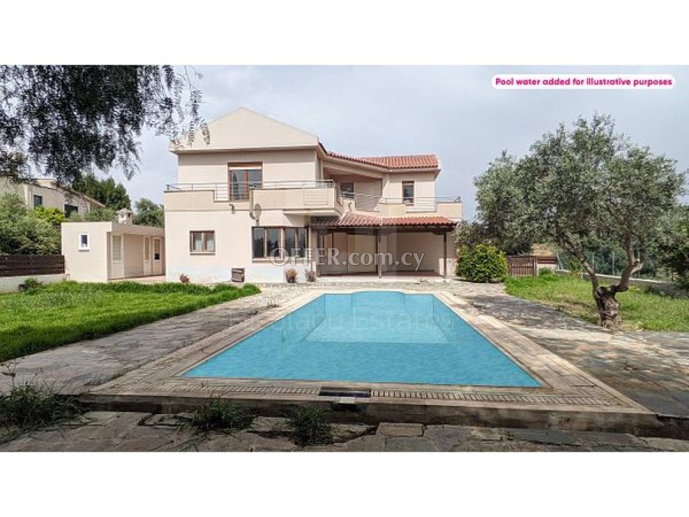 Three Bedroom House with a Swimming Pool in Latsia Nicosia - 1