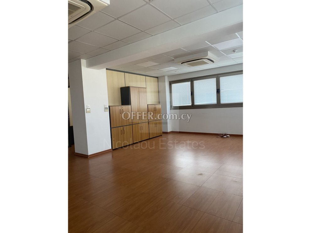 Office for rent in Petrou and Pavlou. - 3