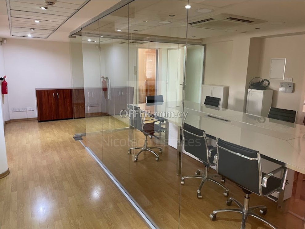 Large office space in Agioi Omologites area of Nicosia - 2