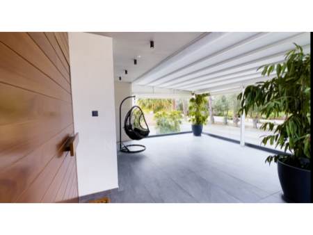 Luxury 3 bed. Semi Detached House near Ajax Hotel - 10