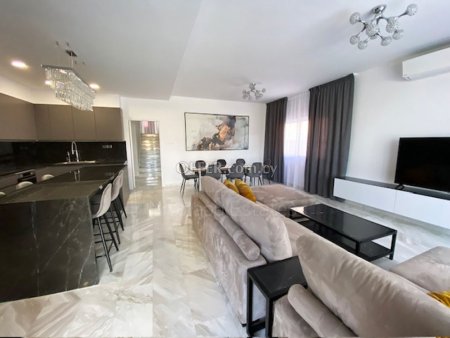 Luxury 3 bed. Semi Detached House near Ajax Hotel