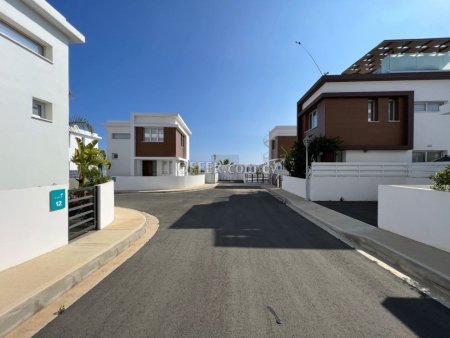 Detached Villa in Protaras - 1