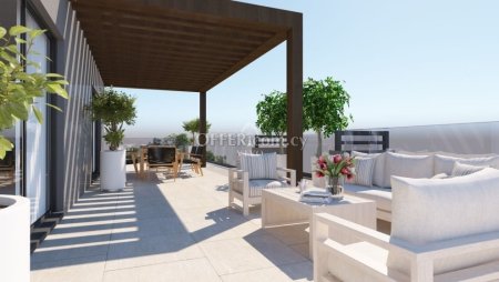 THREE BEDROOM AMAZING PENTHOUSE WITH SPACIOUS ROOF TERRACE IN THE HEART OF PAPHOS CITY!