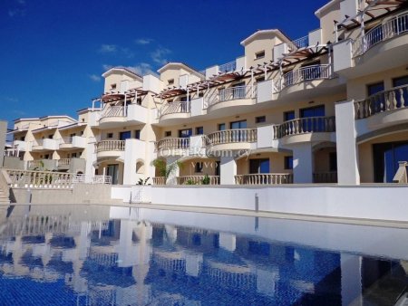 LUXURY 2 BEDROOM PENTHOUSE IN SEASIDE / CITY CENTER OF PAPHOS!
