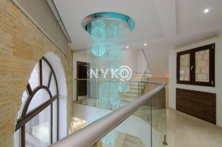 5 bedroom detached house furnished - 11