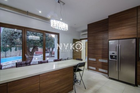 5 bedroom detached house furnished - 12