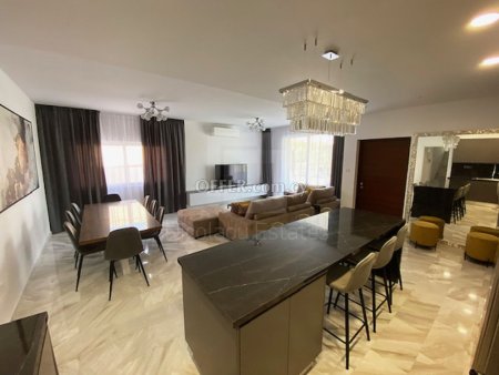 Luxury 3 bed. Semi Detached House near Ajax Hotel - 9